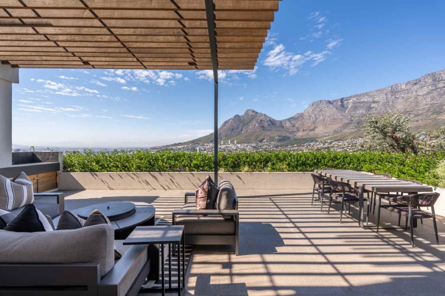 4 Bedroom Property for Sale in Tamboerskloof Western Cape
